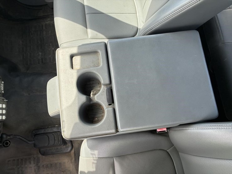 2011-ford-f250-image-18