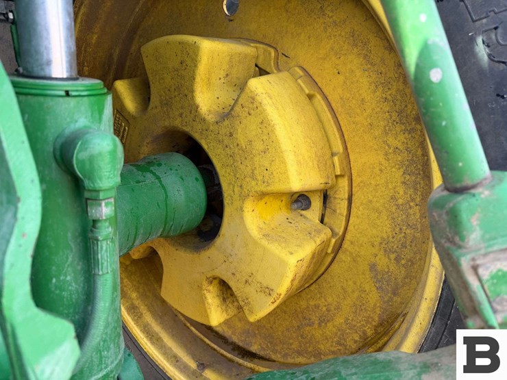 2003-john-deere-8420-image-36