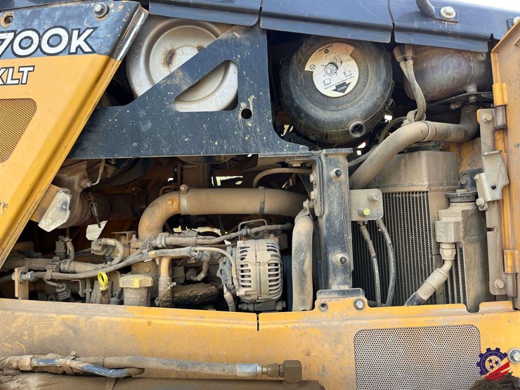 2017-deere-700k-xlt-image-45