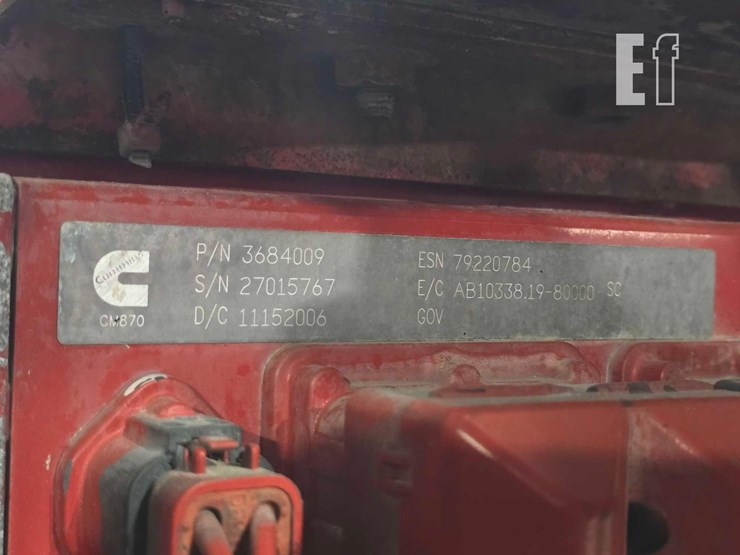 2004-peterbilt-378-image-23