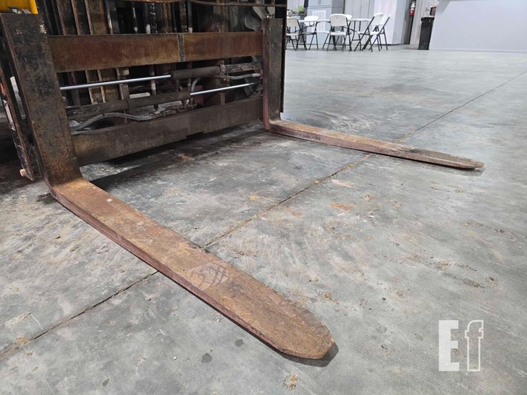 2008-jcb-930-image-10