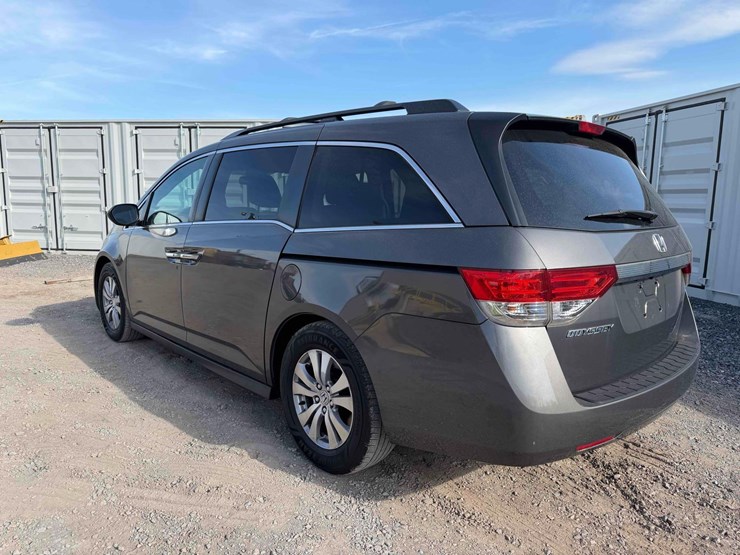 2015-honda-odyssey-image-2