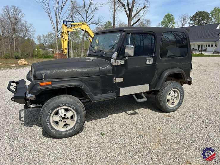 1994-jeep-wrangler-image-11