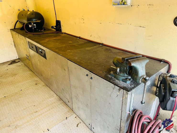 2009-gmc-savana-s/a-enclosed-roadside-service-truck-image-63