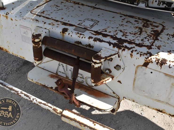 2005-international-durastar-4300-image-31