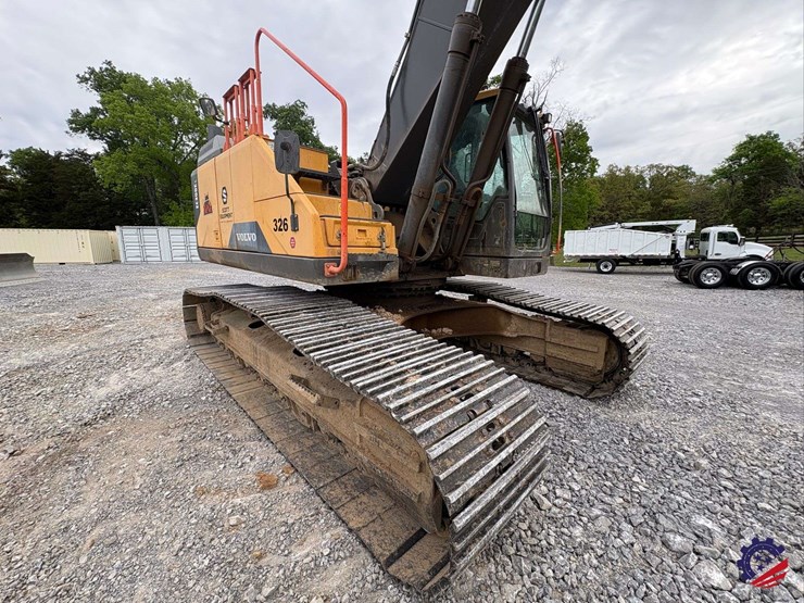 2017-volvo-ec300el-image-41