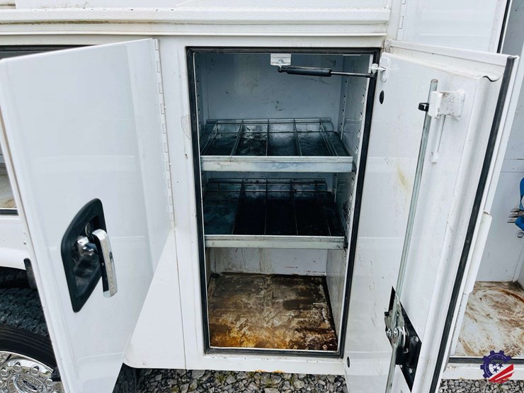 2018-ford-f550-image-44