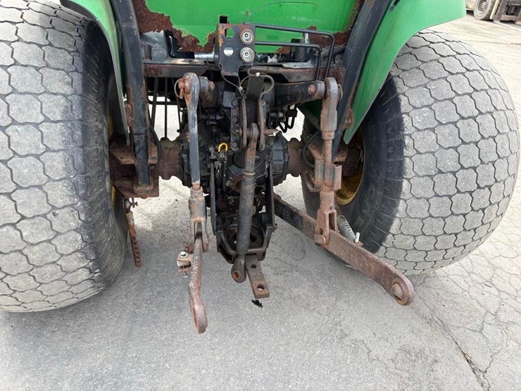 john-deere-4320-image-7