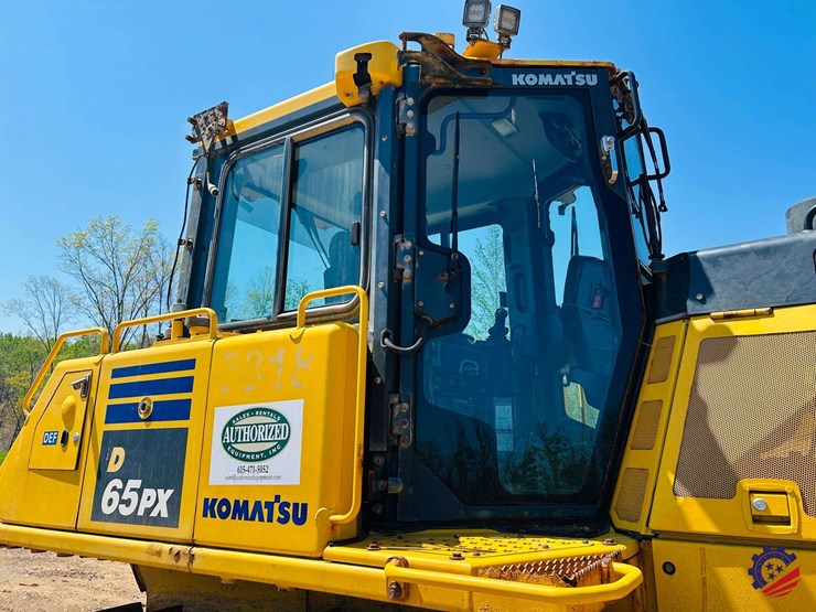 2023-komatsu-d65px-18-image-17