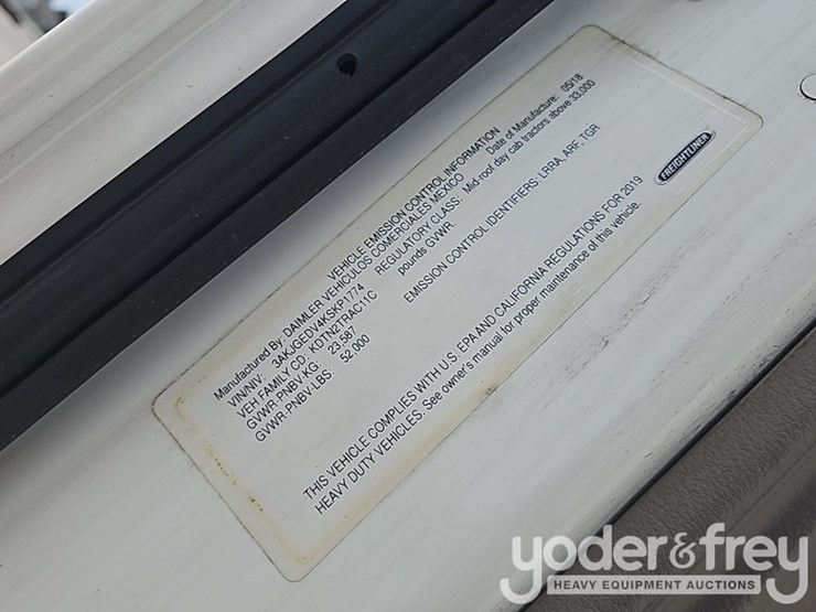 2019-freightliner-cascadia-125-image-28