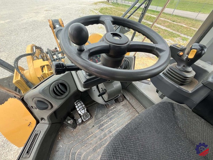 2019-caterpillar-950m-image-92