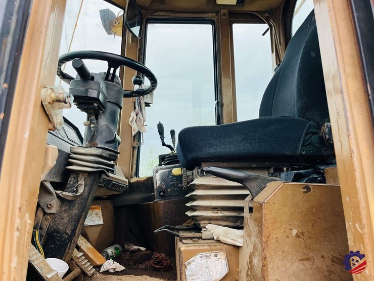 1995-caterpillar-it28f-image-51