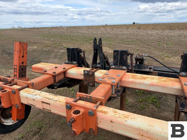 tye-118-820-image-12