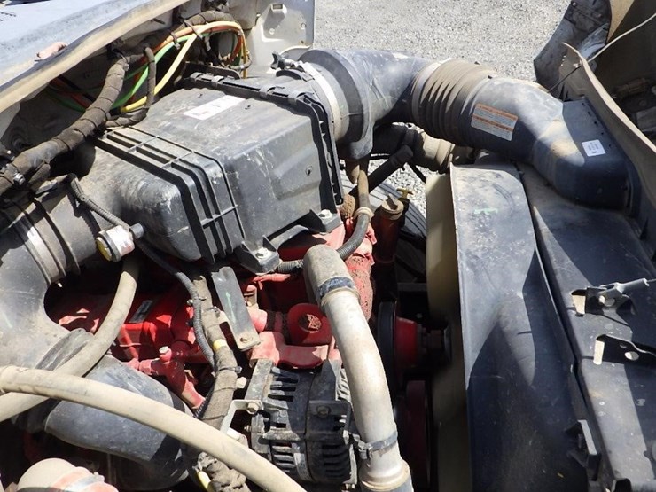 2015-ford-f750-image-18