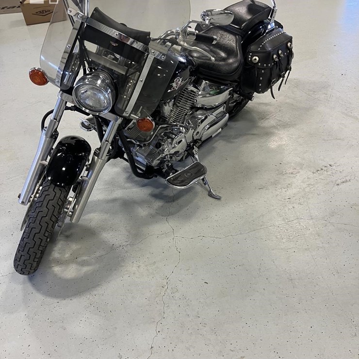 2001 YAMAHA XVS1100