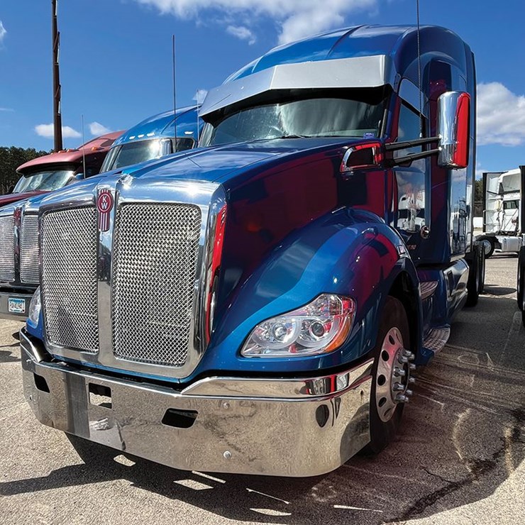 2016 KENWORTH T680