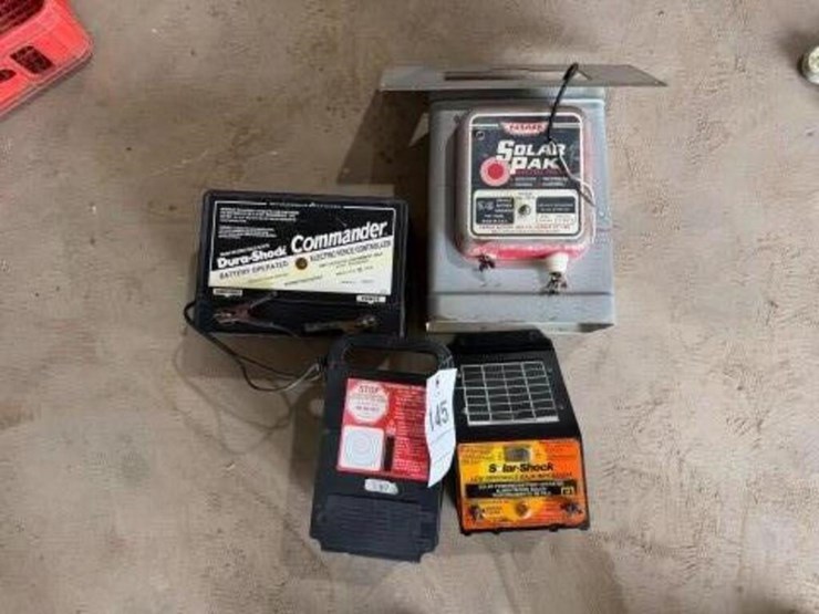 4--electric-fence-chargers-image-1