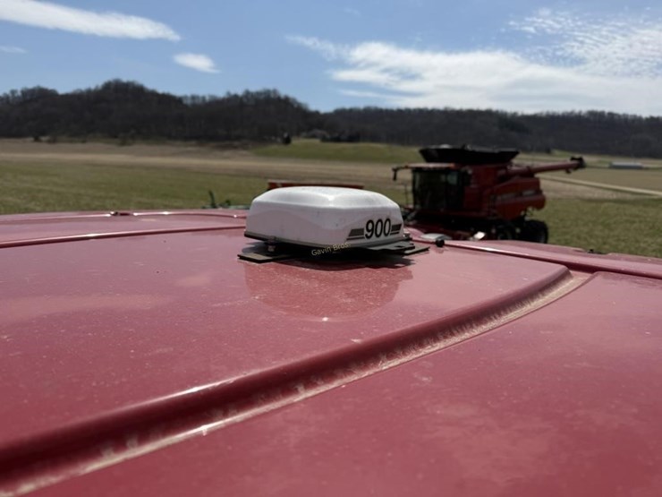 2017-case-ih-mx280-afs-magnum-tractor-image-40