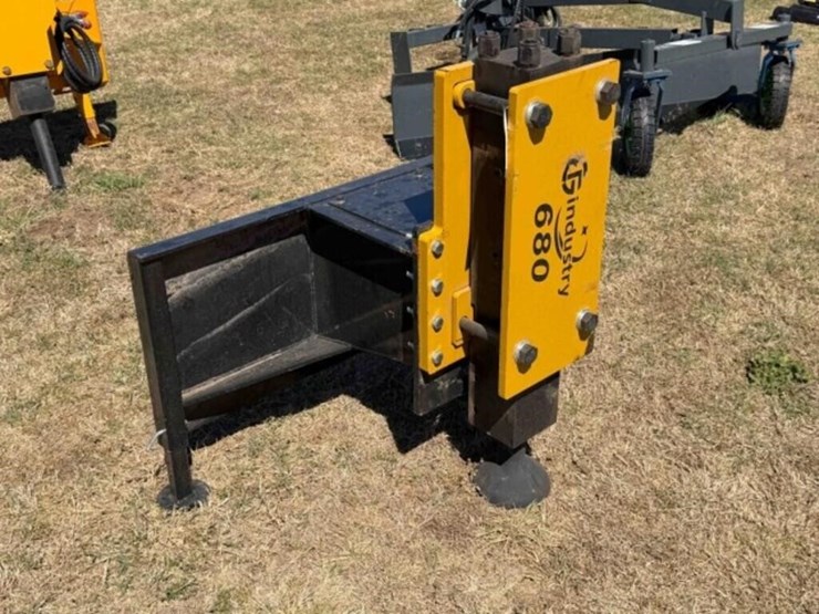 skid-steer-post-driver-image-2