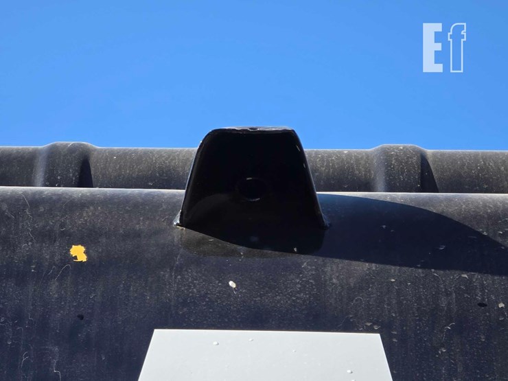 2017-caterpillar-326fl-image-23