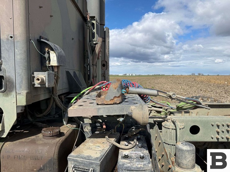 2002-oshkosh-mk23-image-17