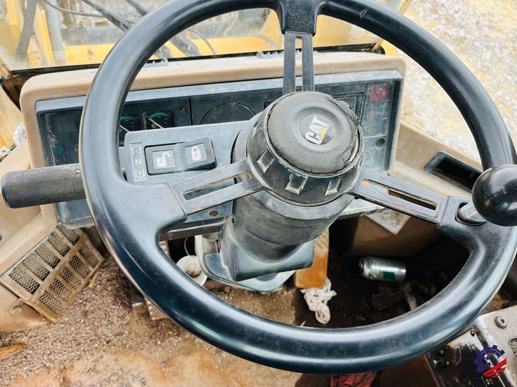 1995-caterpillar-it28f-image-57