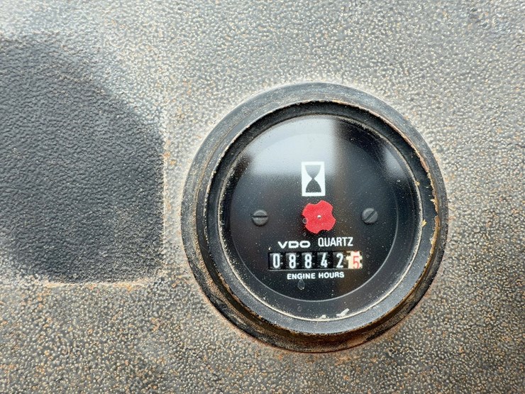 1994-akerman-ew200-image-30