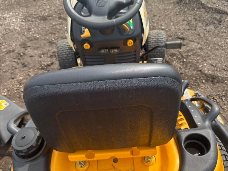 cub-cadet-lt1045-image-4