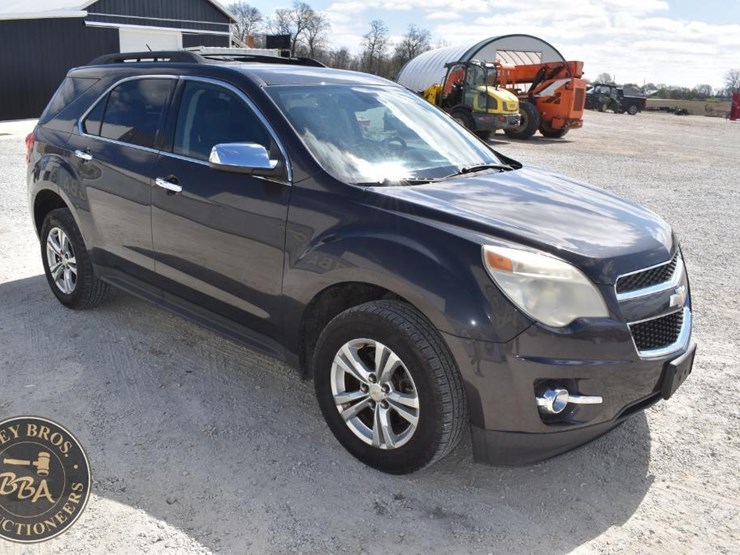 2013-chevrolet-equinox-lt-image-7