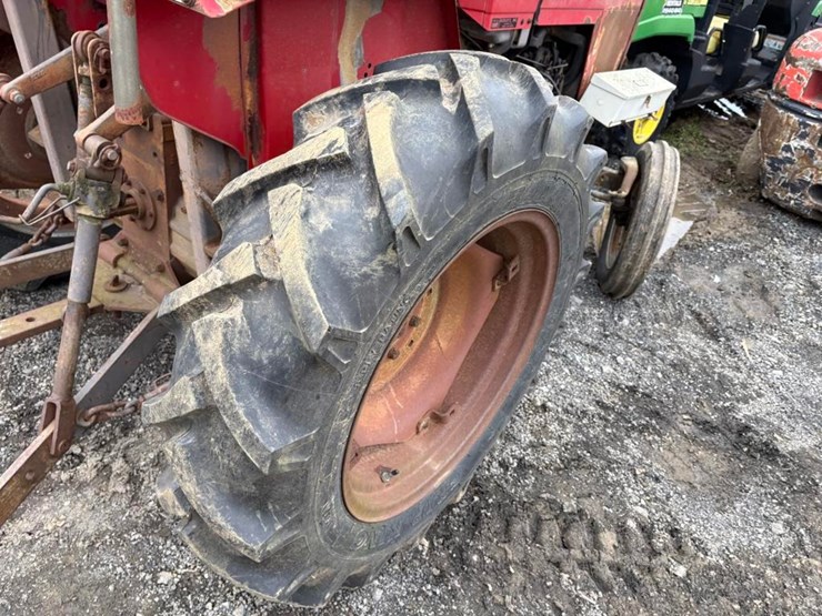 massey-ferguson-1030-image-7