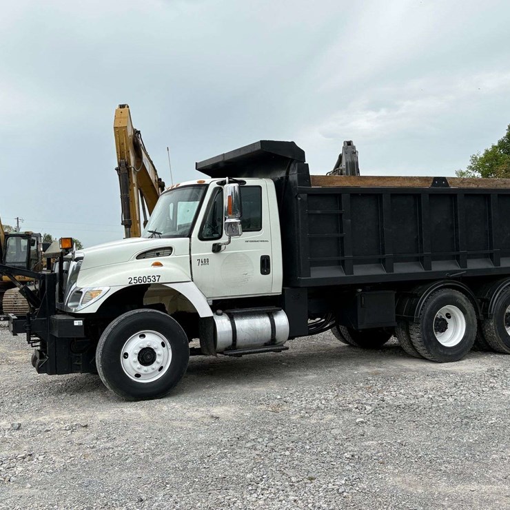 2007 INTERNATIONAL SF525 T/A Dump Truck