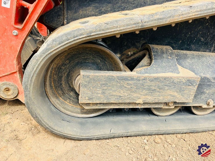 2022-kubota-svl75-2-image-17