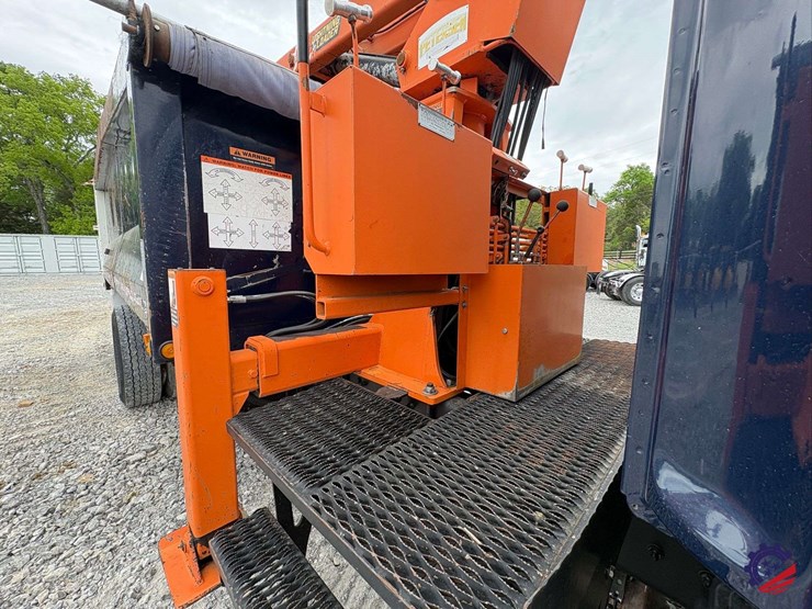 2019-western-star-4700-image-51