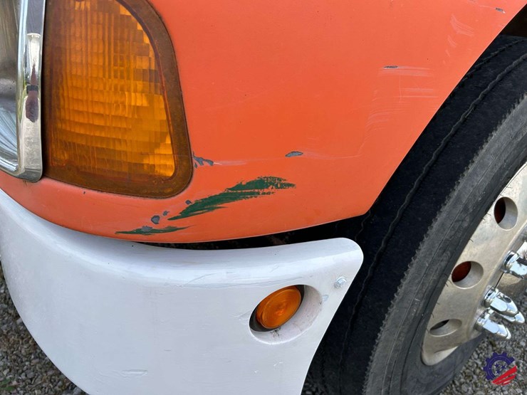 2005-kenworth-t300-image-31