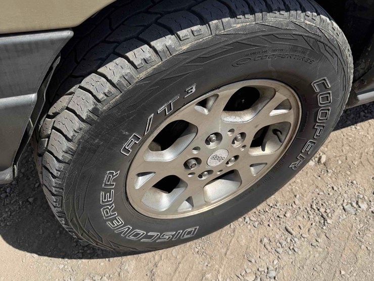 2001-jeep-grand-cherokee-laredo-image-10