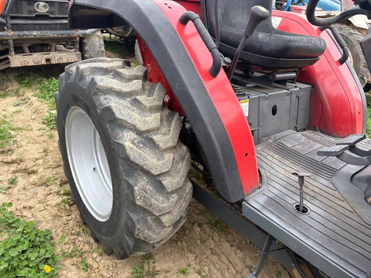 mahindra-2310-image-11