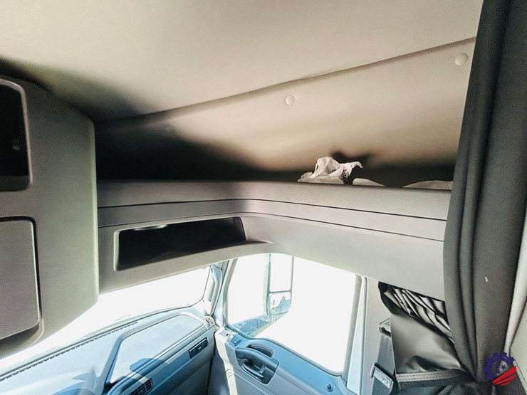 2024-international-lt62f-t/a-truck-tractor-image-98