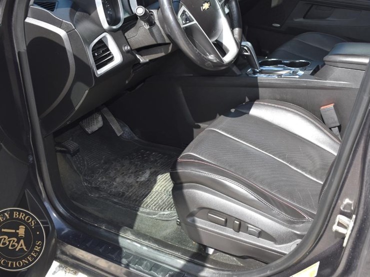 2013-chevrolet-equinox-lt-image-14