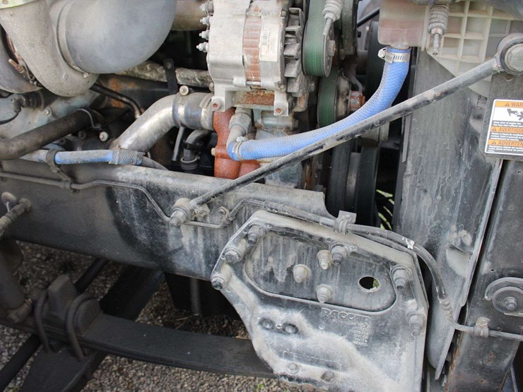 2019-peterbilt-579-image-45