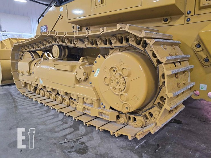 caterpillar-953-image-29