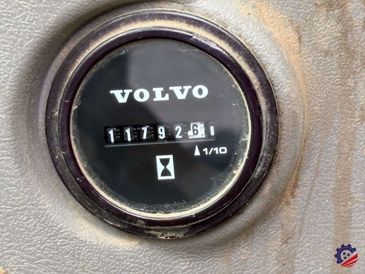 2017-volvo-ec300el-image-82