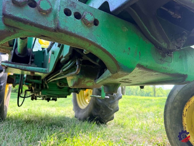 john-deere-2640-image-48