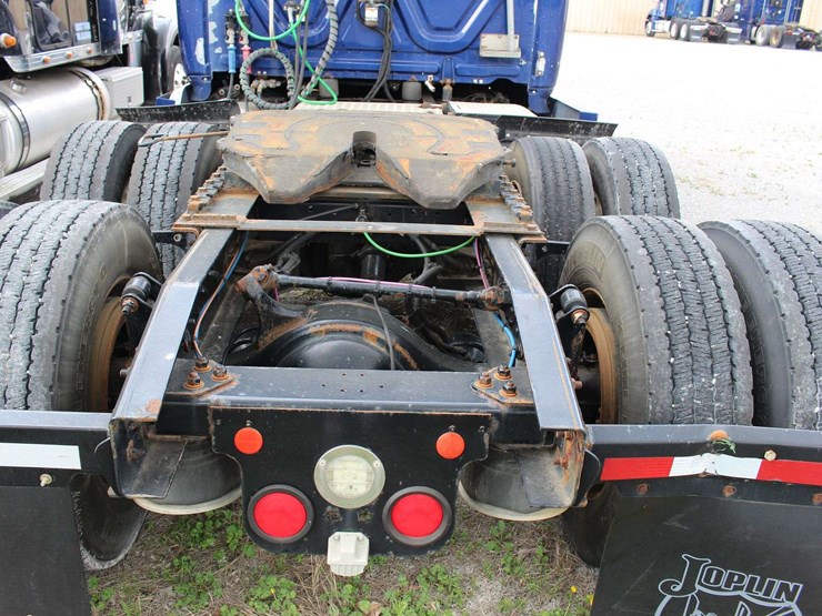 2019-freightliner-cascadia-pt126sl-3akjhhdr0kskl2228-mileage:-688348-image-10