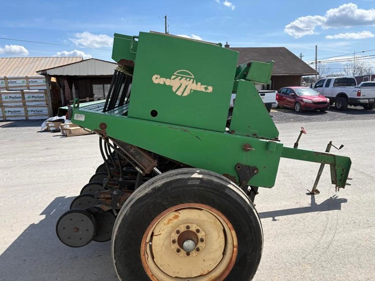 great-plains-1005nt-image-6