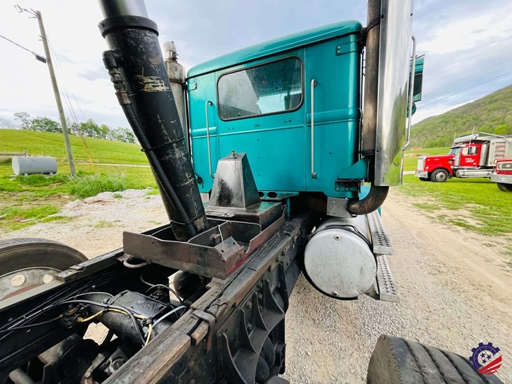 1995-western-star-4964fg-image-91