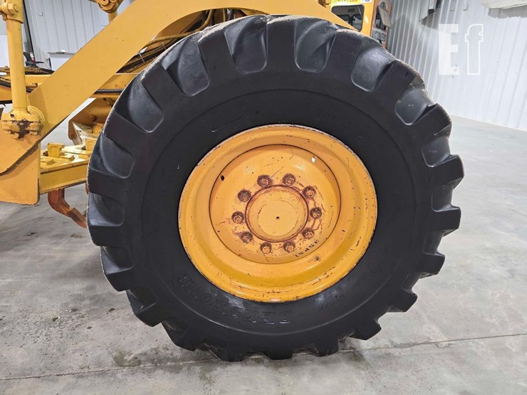 2003-caterpillar-140h-image-33