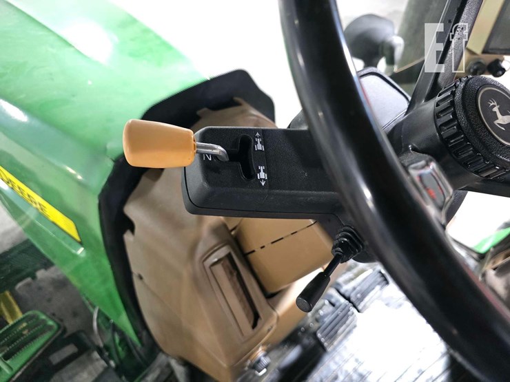 2011-john-deere-7830-image-14