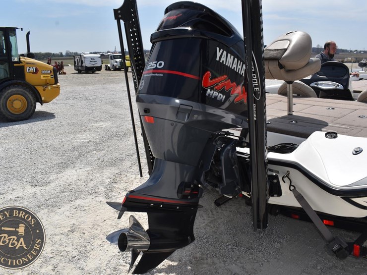 2006-stratos-201proxl-44817-image-18