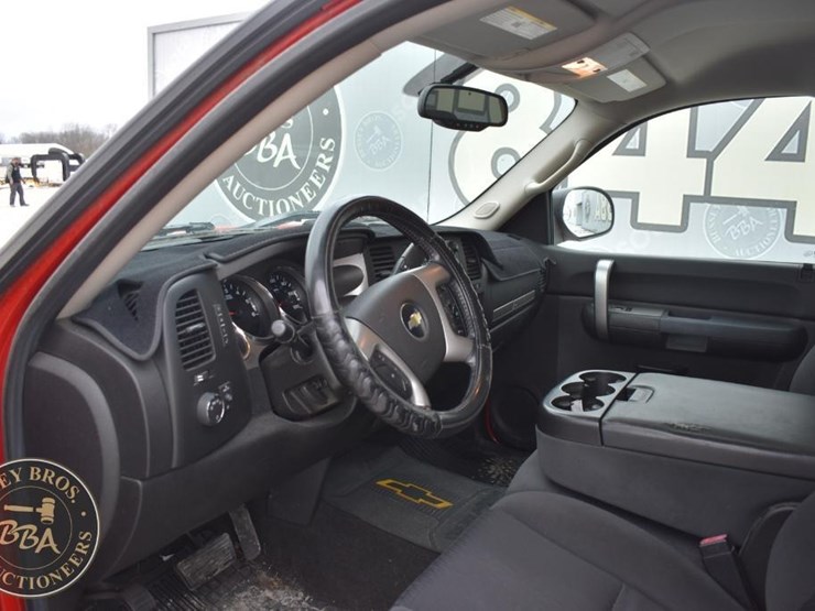 2009-chevrolet-silverado-1500-lt-image-17