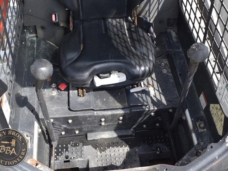 2016-bobcat-t590-image-33